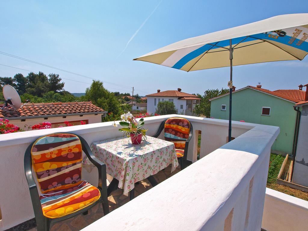 Apartment Vrcevan 895 Medulin Kültér fotó
